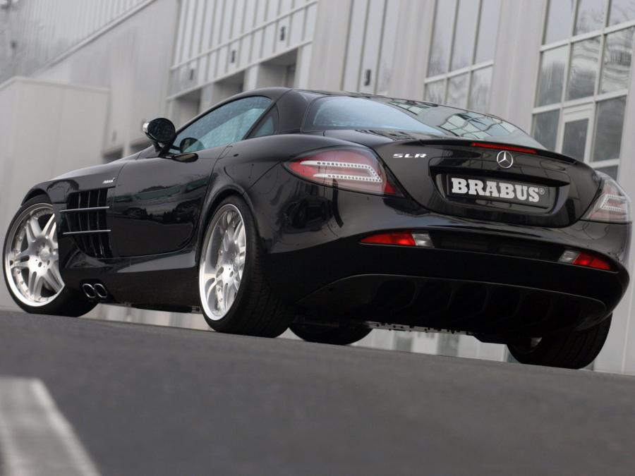  Mercedes-Benz SLR McLaren by Brabus 2004 года  (фото 6 из 17)